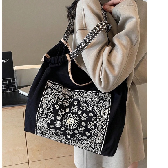 Boho Print Large Size Shoulder Tote Bag - Picture 1 of 9